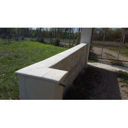 Dessus de mur Opus Romain 50 x 32 cm.H4.5cm ton pierre