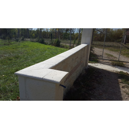 Dessus de mur Opus Romain 50 x 32 cm.H4.5cm ton pierre