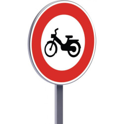 B9g 650 C2 accès interdit aux cyclomoteurs