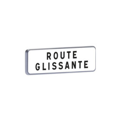 M9 700x200 C1 blanc route glissante