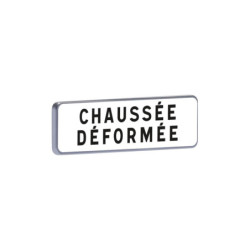 M9 700x200 C2 blanc chaussée déformée